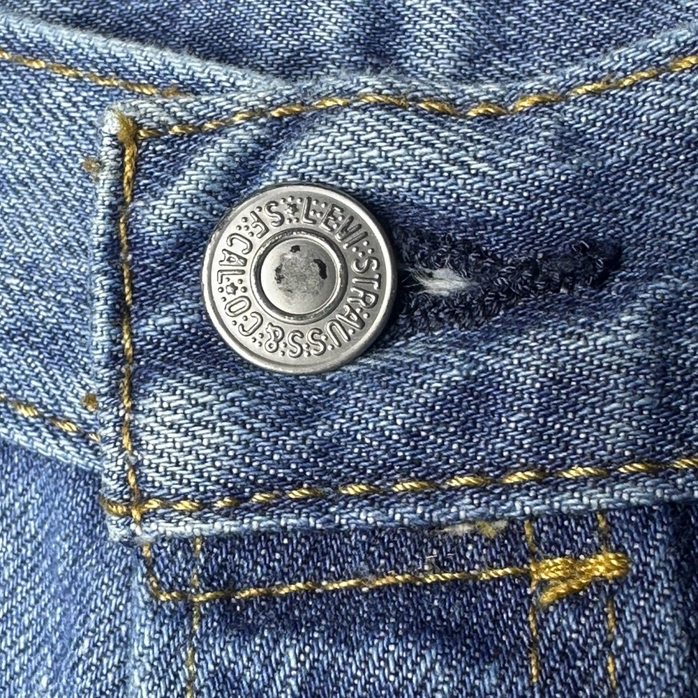 Levi's 501 Jeans Men’s 31X30 Regular Fit Straight Blue Buttonfly Denim - Picture 4 of 10
